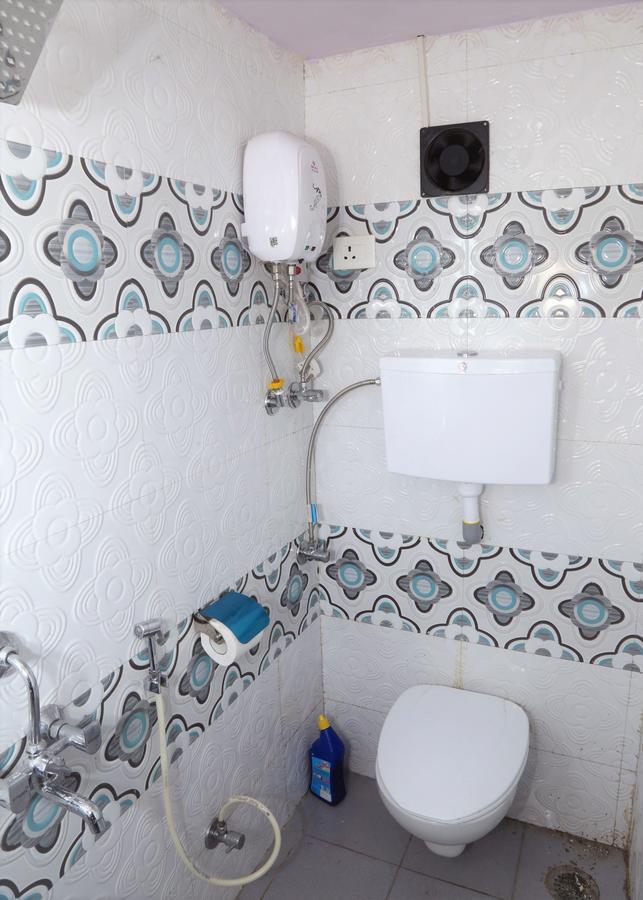 Delta Dormitory Мумбай Екстериор снимка