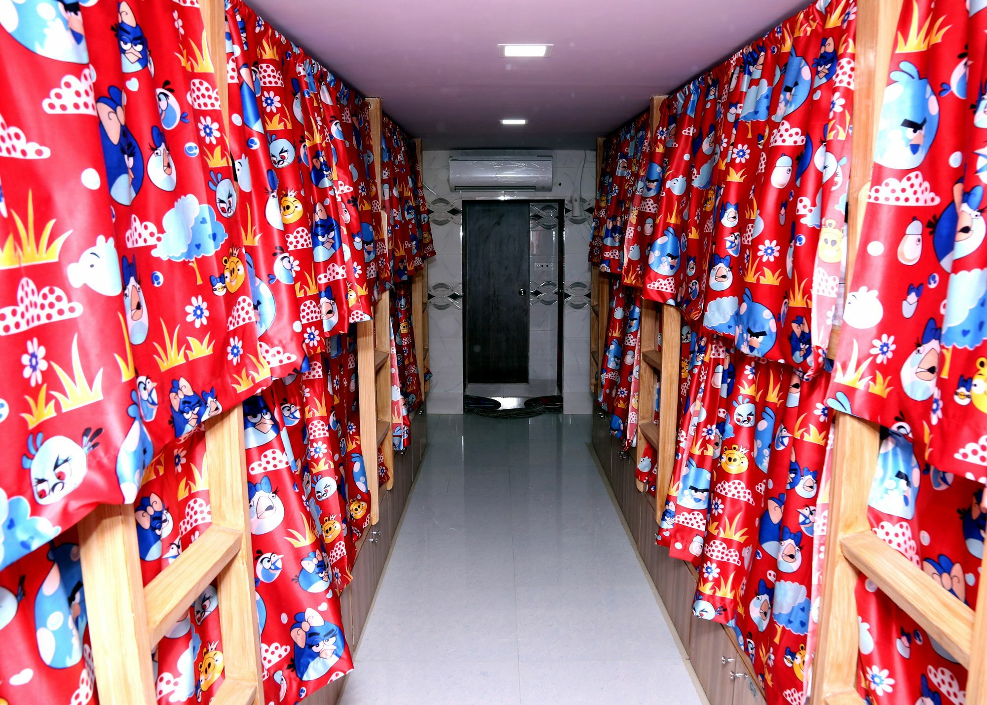 Delta Dormitory Мумбай Екстериор снимка